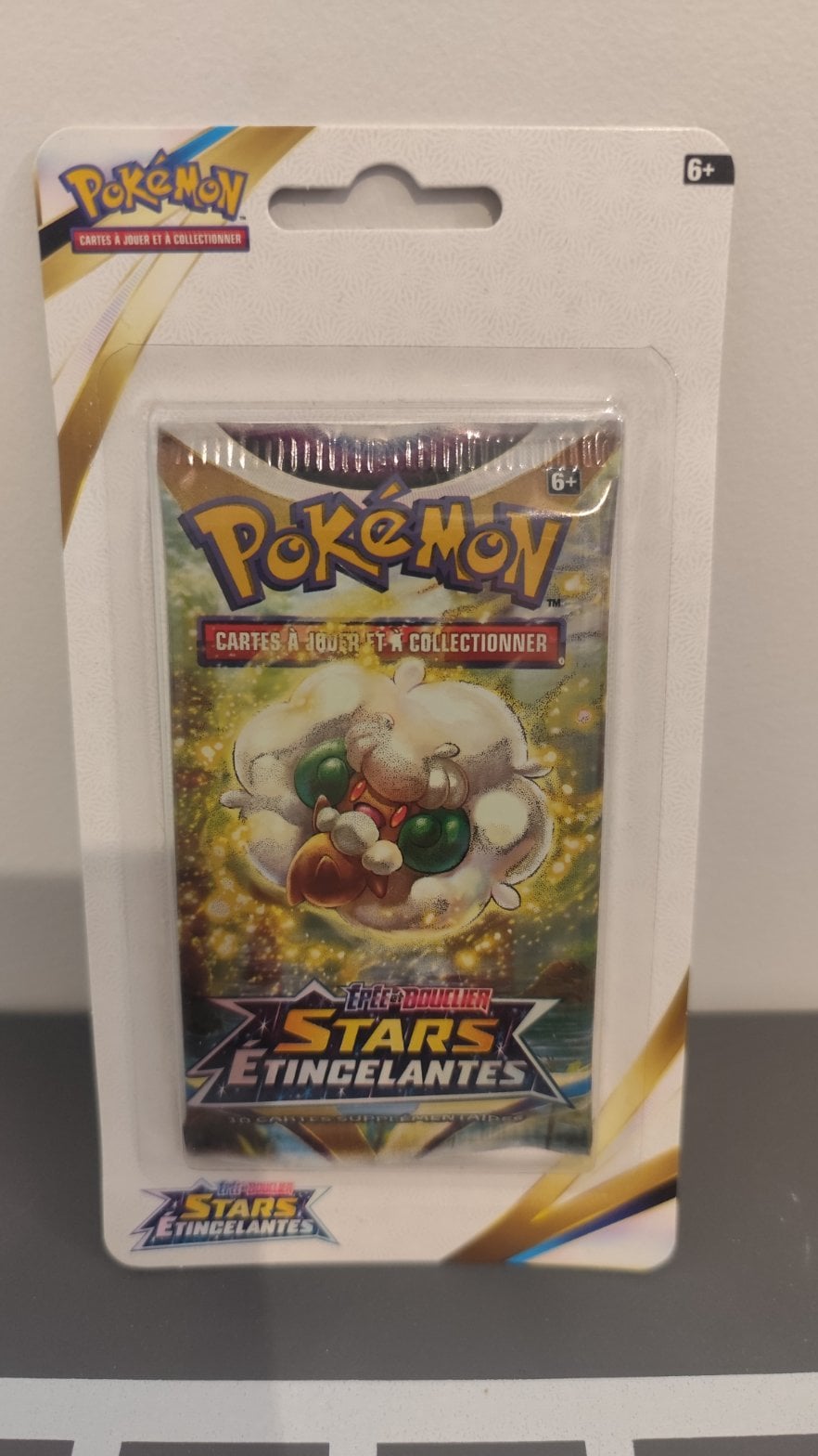 Booster Pokémon FR Épée et Bouclier – Stars Étincelantes 10 cartes Scellé